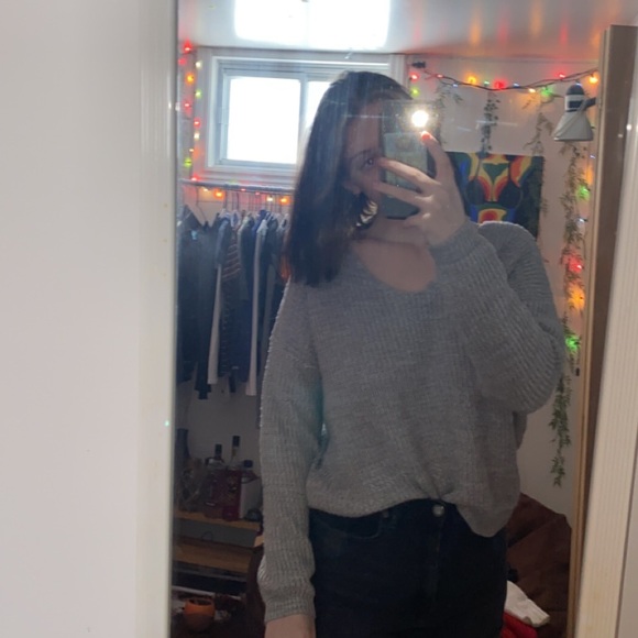 grey knit sweater - Picture 1 of 2